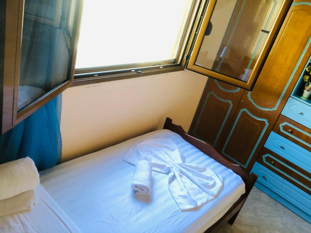 Comfort Guest Rooms Vila Hm ซารานเดอ ภายนอก รูปภาพ