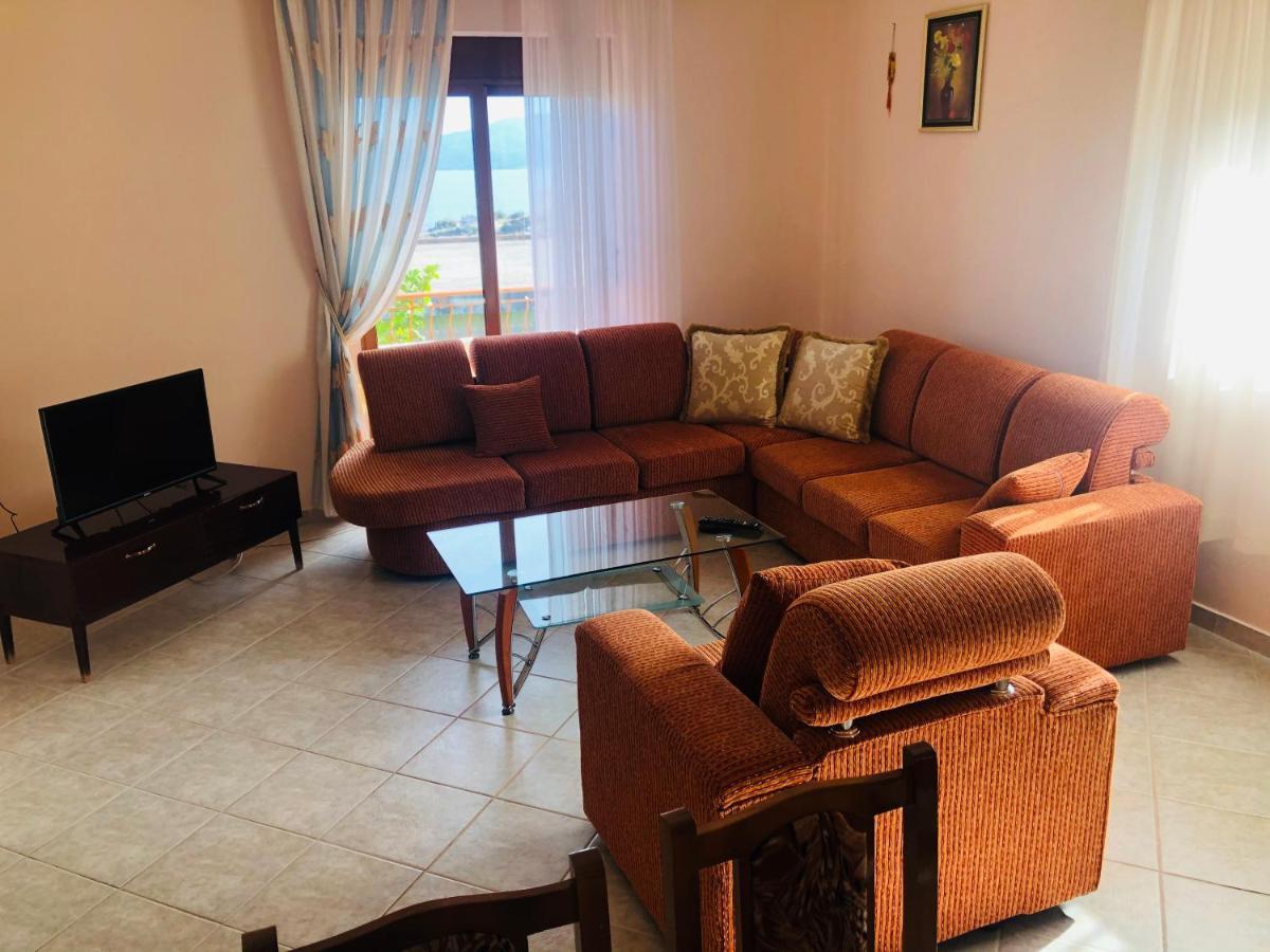 Comfort Guest Rooms Vila Hm ซารานเดอ ภายนอก รูปภาพ