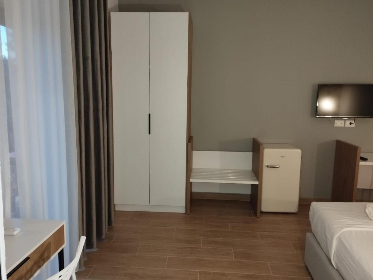 Comfort Guest Rooms Vila Hm ซารานเดอ ภายนอก รูปภาพ