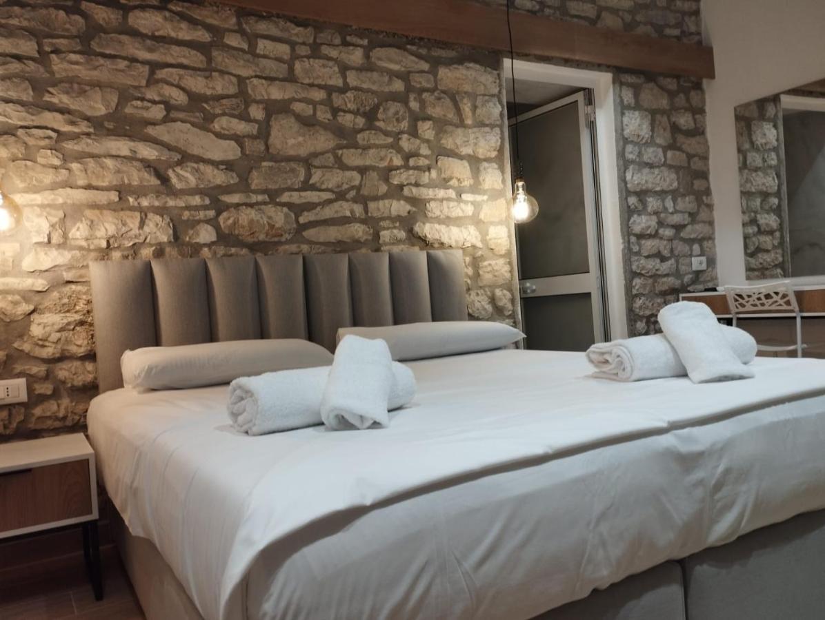 Comfort Guest Rooms Vila Hm ซารานเดอ ภายนอก รูปภาพ