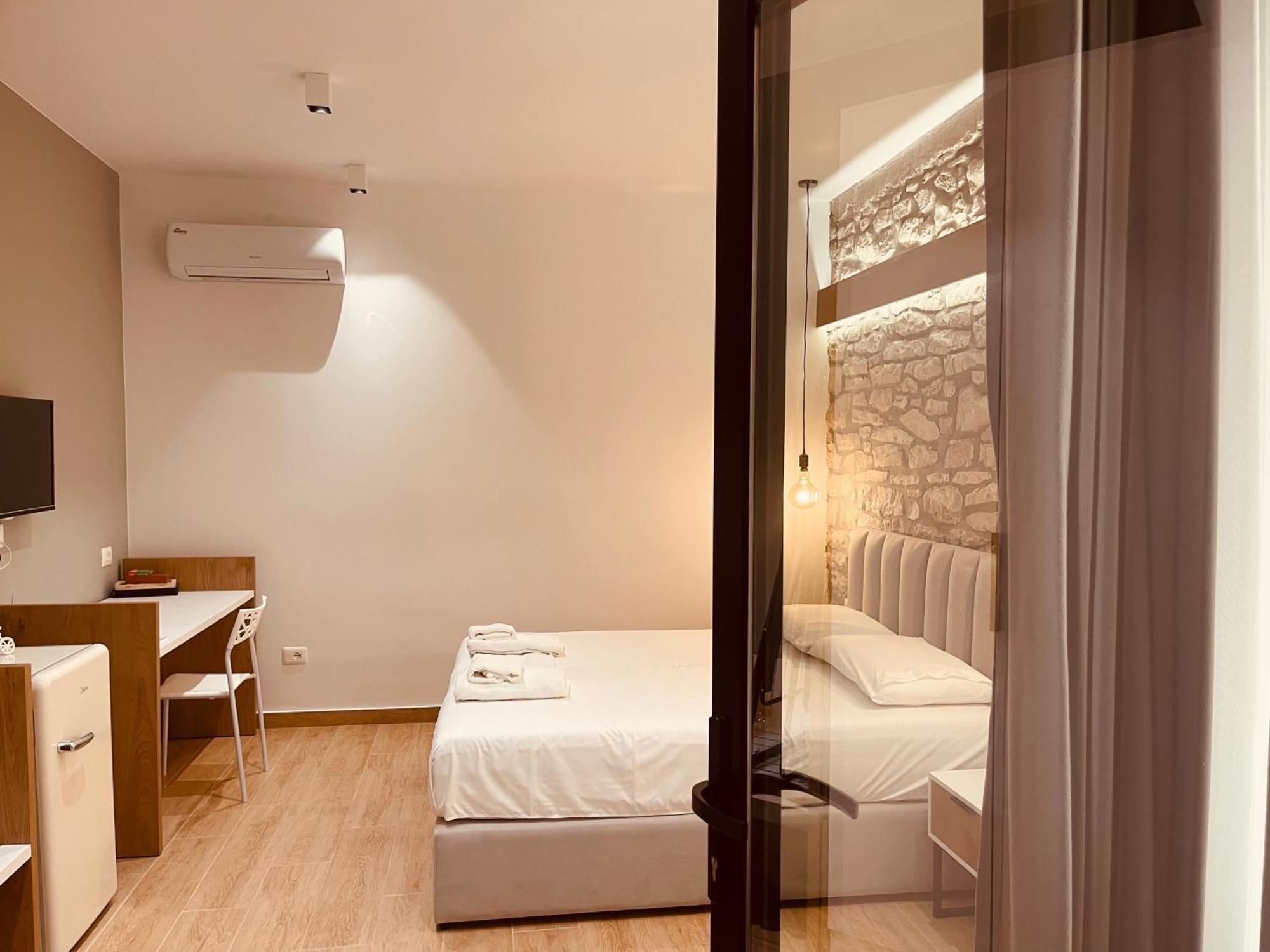 Comfort Guest Rooms Vila Hm ซารานเดอ ภายนอก รูปภาพ