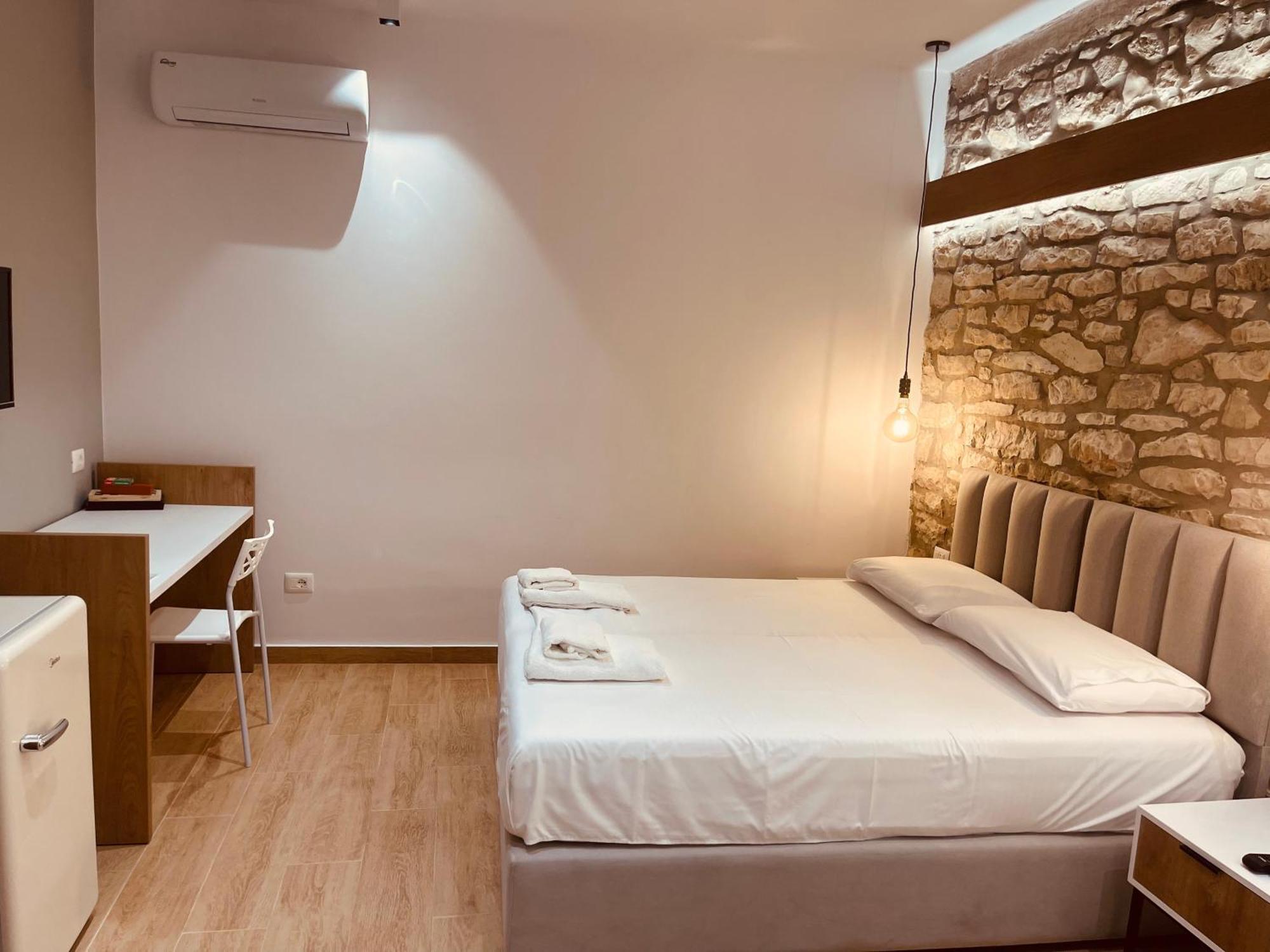 Comfort Guest Rooms Vila Hm ซารานเดอ ภายนอก รูปภาพ